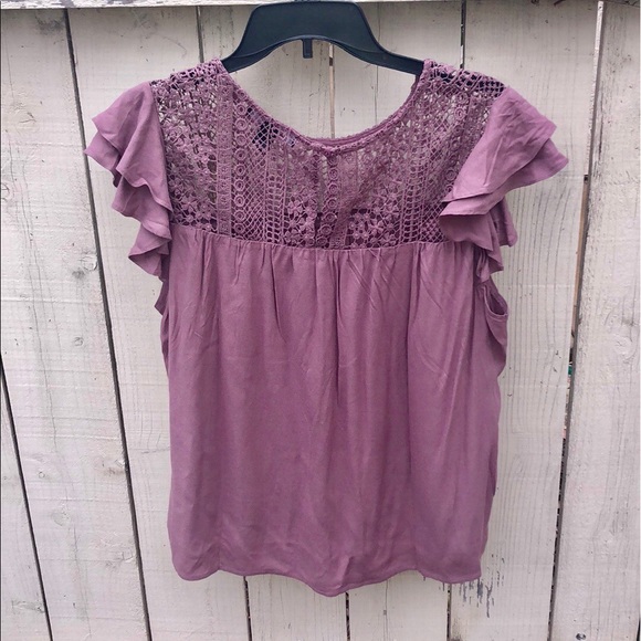 Light purple blouse - Picture 1 of 3